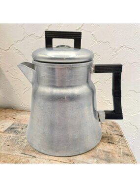 Wear-Ever Vintage Aluminum Coffee Pot Percolator 3006 Black Bakelite Handles
